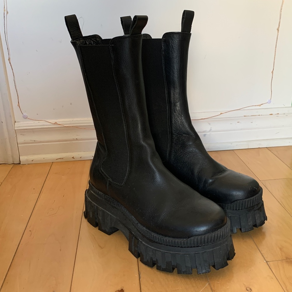 Womens L’intervalle Boots Size 40/8.5